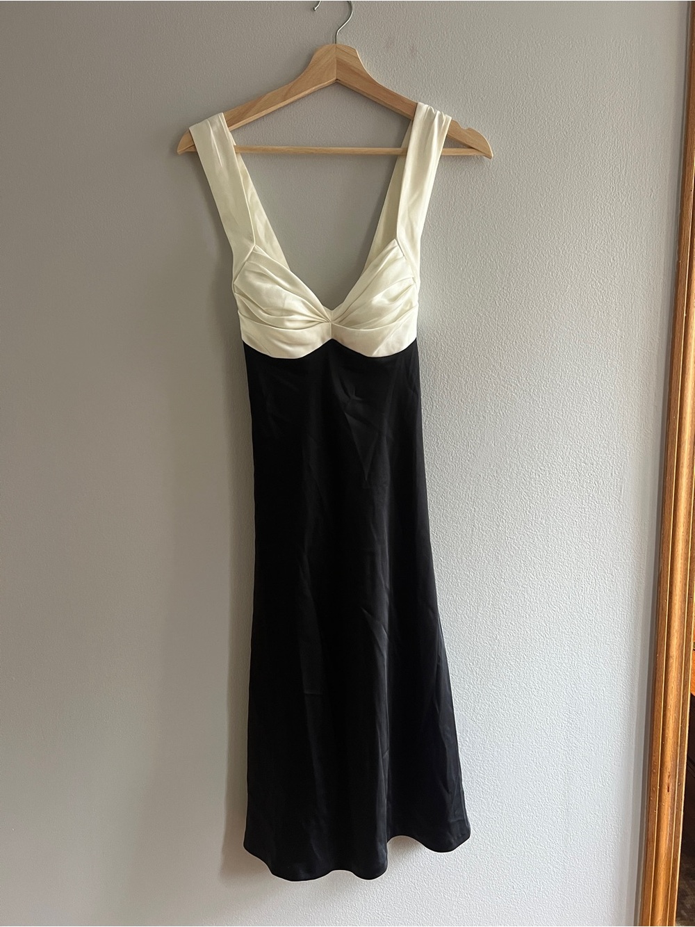 Calvin Klein Y2K Midi Black And White Color Block Dress, Womens Size 8